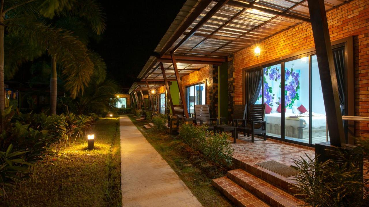 Siri Lanta Resort Ko Lanta Exterior foto